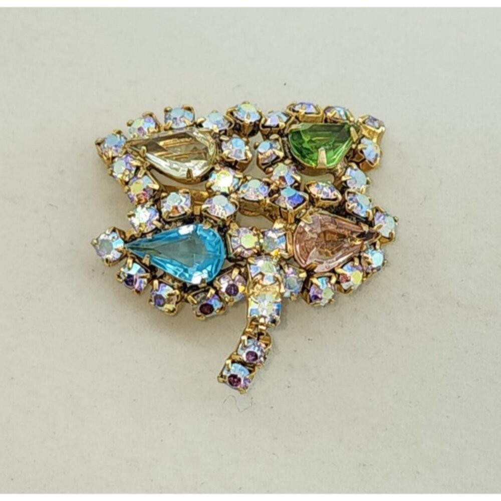 Vtg Unbranded Dragonfly Rhinestones Brooch Individually Pronged Stones Gold Tone